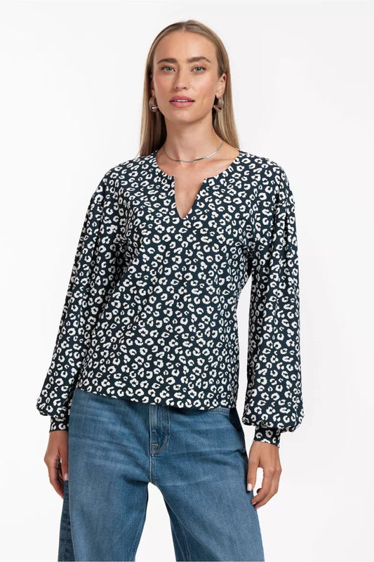 STUDIO ANNELOES Leah leopard top